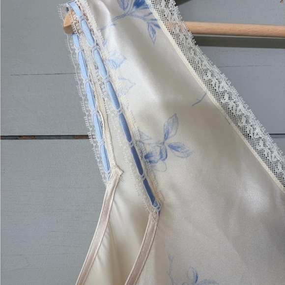 Jones New York Satin Floral Slip Dress / Nightgown | Cream + Blue | Size L/G - Picture 7 of 7